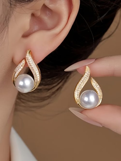 Elegant Sparkling Pearl Earrings |Gold