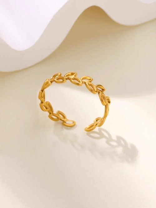 Elegant Hollow Leaf Opening Ring |Gold